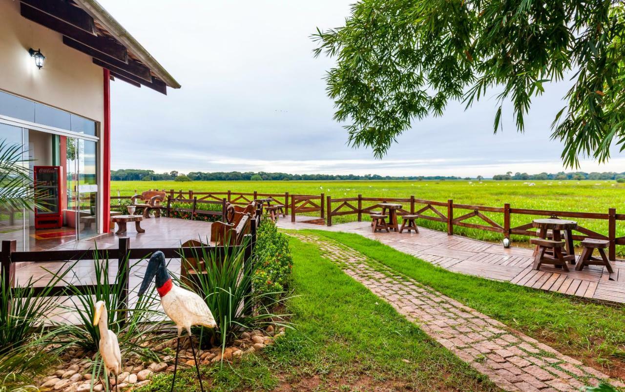 Pousada Piuval Poconé Εξωτερικό φωτογραφία